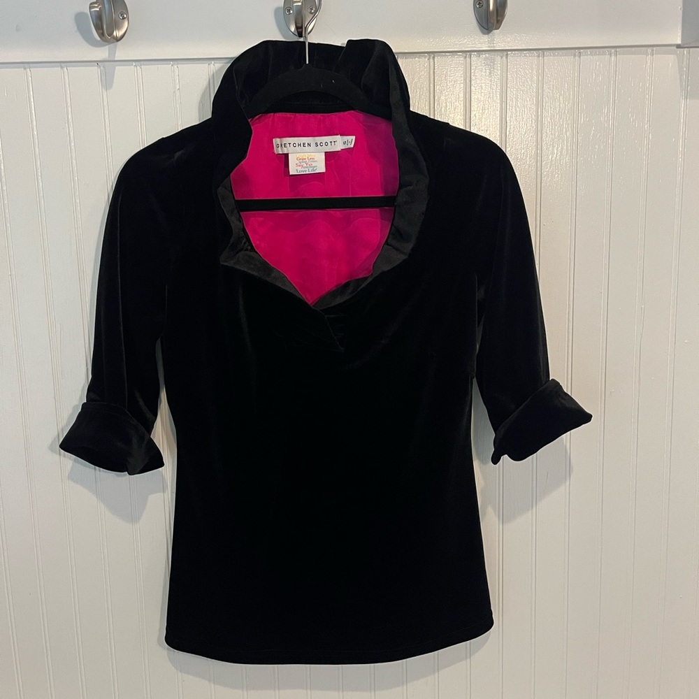 Elegant Black velvet top, 3/4 sleeve with cuffs